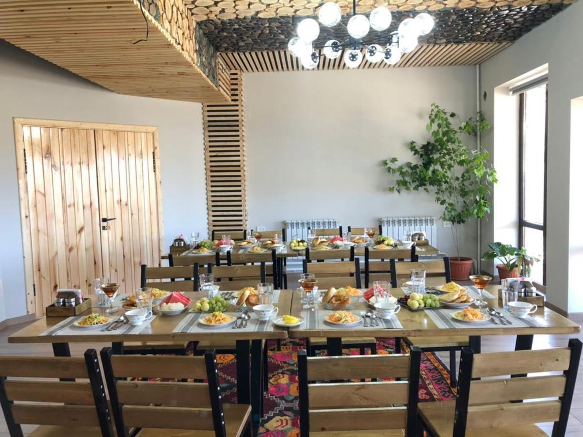 Kezgin Guest House Naryn Экстерьер фото