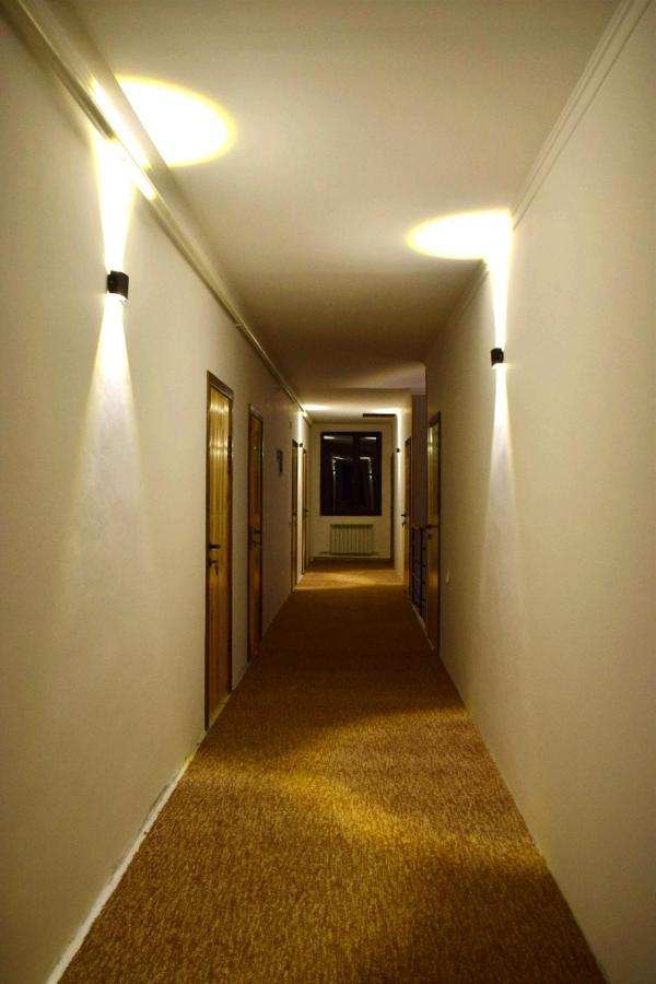 Kezgin Guest House Naryn Экстерьер фото